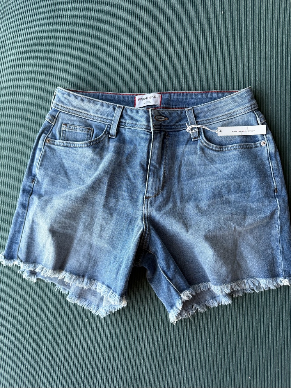 Fran Denim Lauren 29 Shorts Jeans NWT Athletic Women Light Wash Curvy Casual